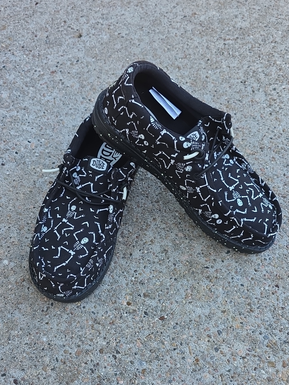 Hey Dude Wally Y Skeletons Black Glow In The Dark Skulls Bats Halloween Size 5